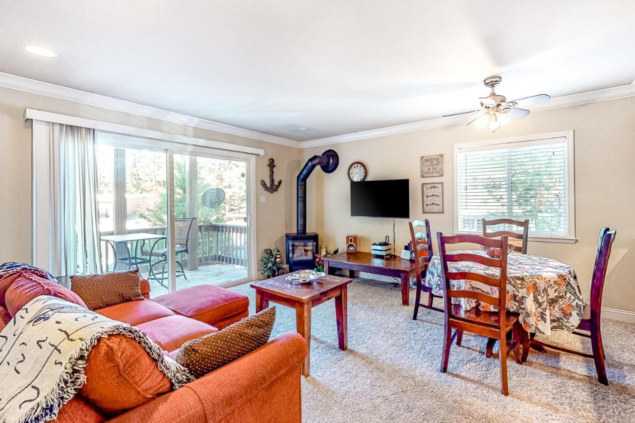 The Cozy Downtime Condo Incline Village Room photo